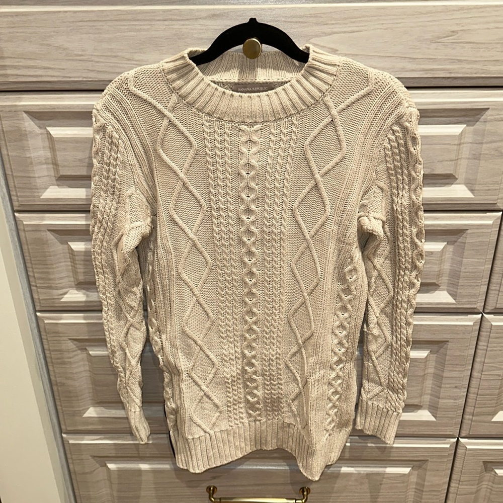 BR Cable Knit Crew Neck Sweater